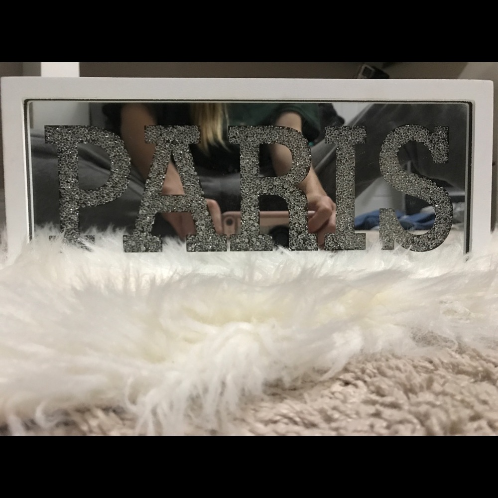 light up paris sign sparkly